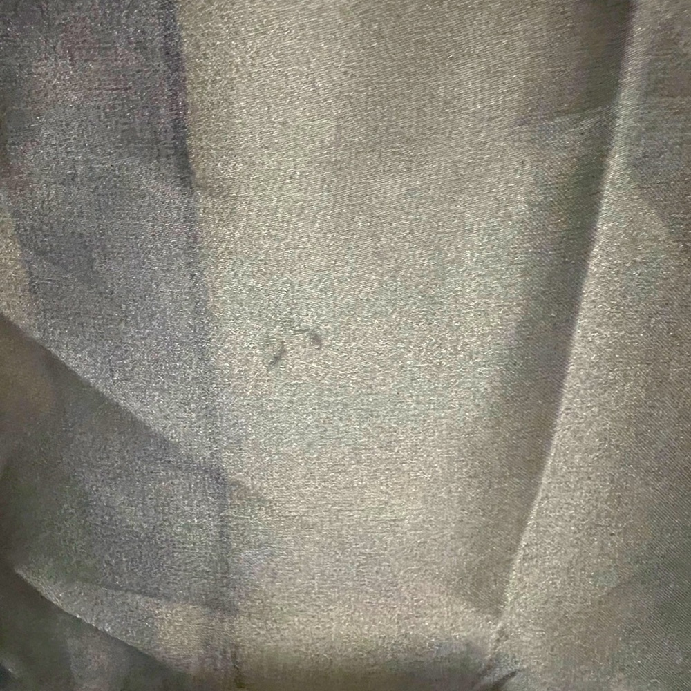 Chanel - large silk scarf. Black, gray, and pink/ salmon. - Picture 9 of 9